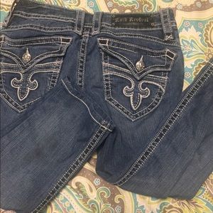 Rock Revival crops size 28